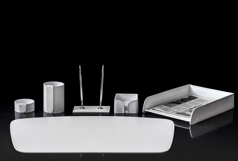 Покрытие на стол из кожи Модель 4.