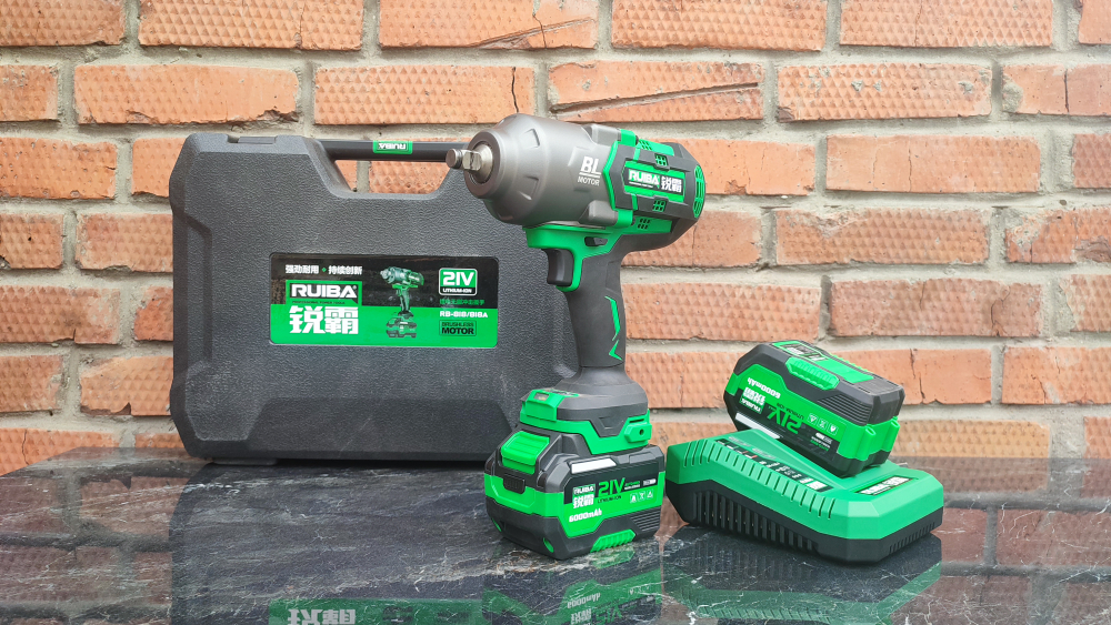 Профессиональный гайковерт Ruiba RB-818