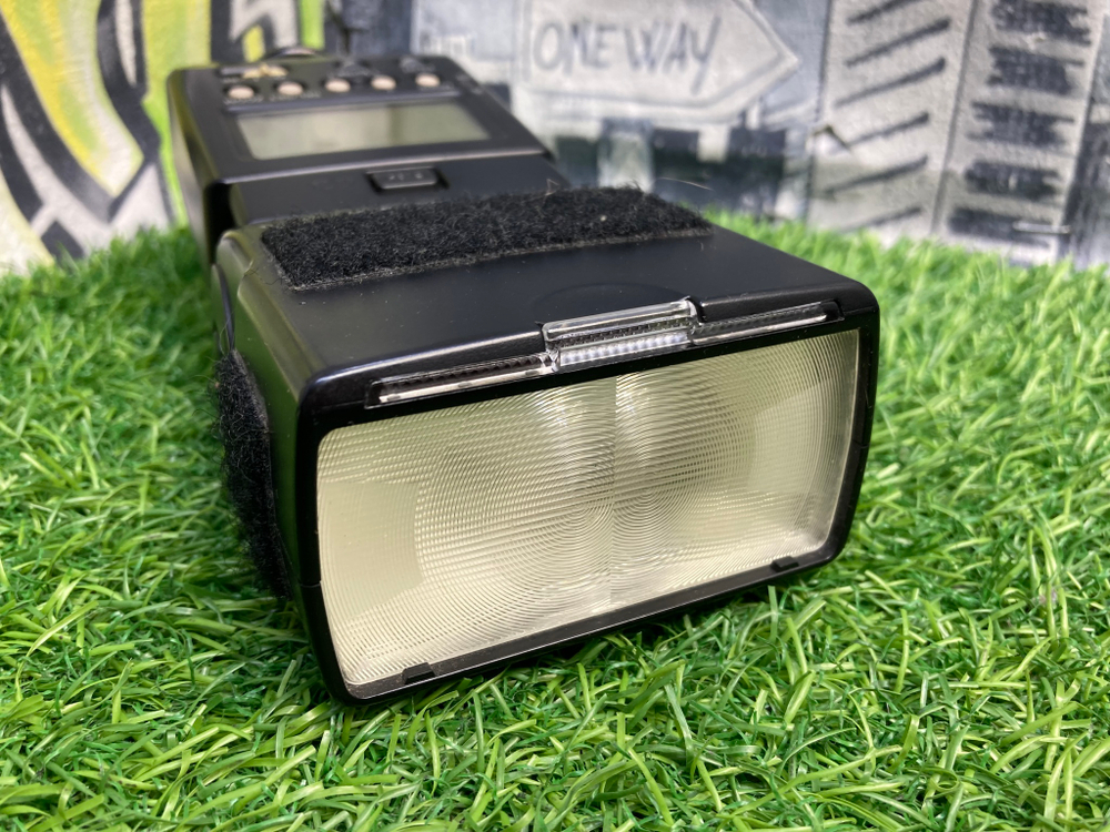 Canon Speedlite 550EX Покупка/Продажа