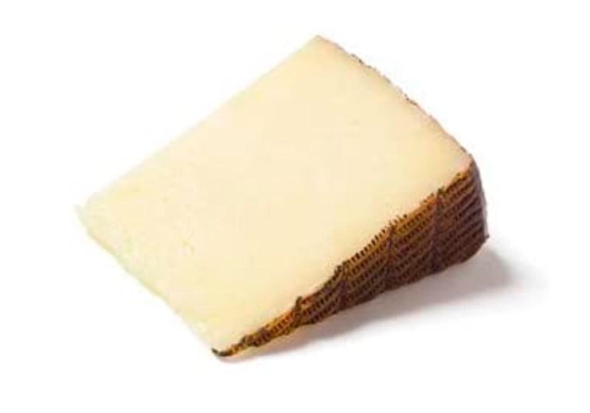 Сыр овечий Манчего~250г