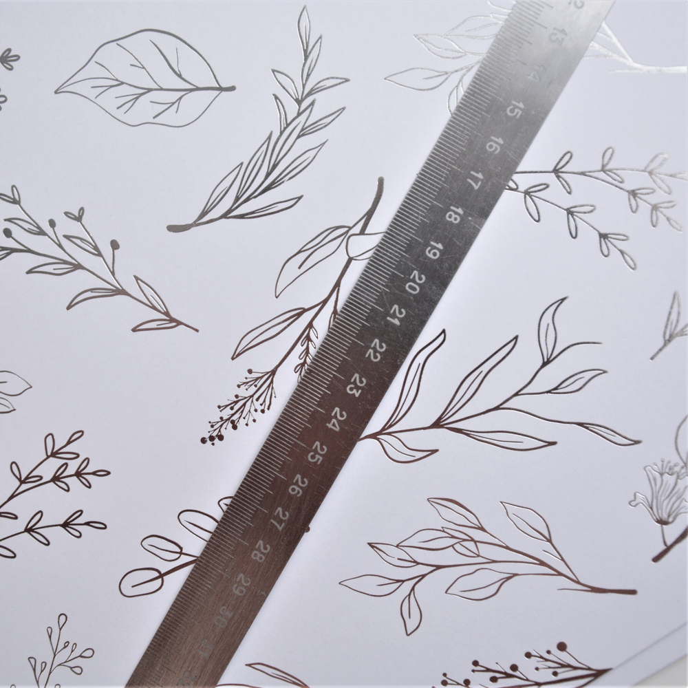 Лист односторонней бумаги с фольгированием, цвет белый, Серебряные веточки 30,5х30,5 см