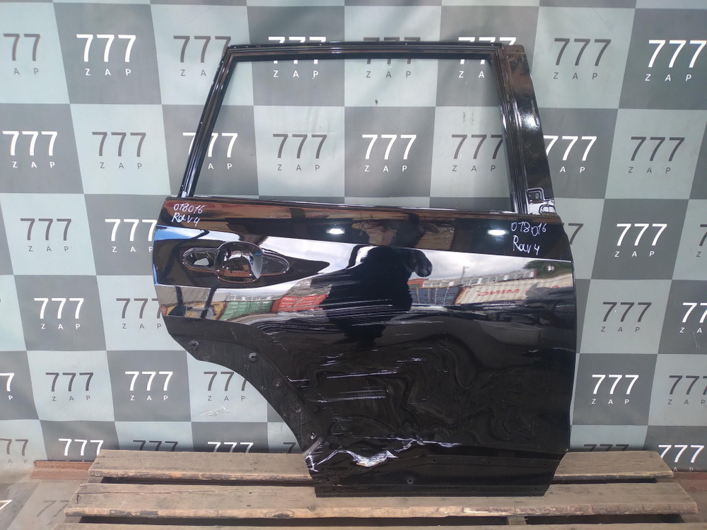 Дверь задняя правая Toyota RAV4 V (XA50) 18-нв Б/У Оригинал 670030R150