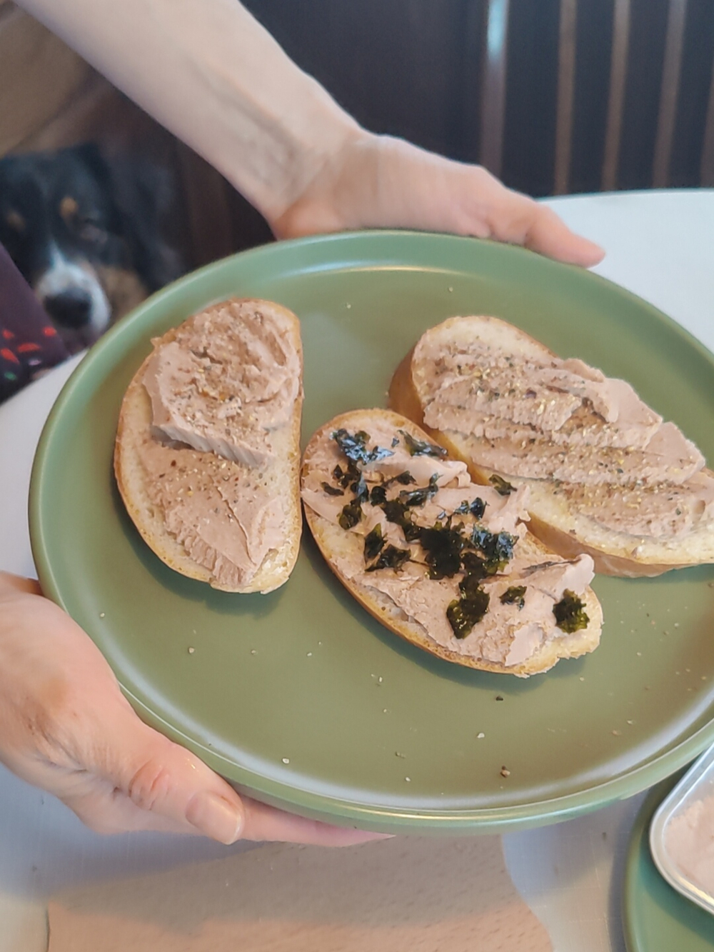 Паштет из мяса курицы с грибами и прованскими травами, 100 г от eco-apple.ru