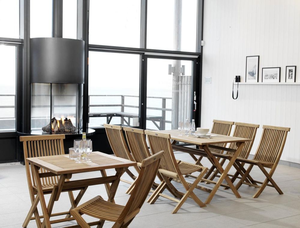 Turin, стол натуральный, тик