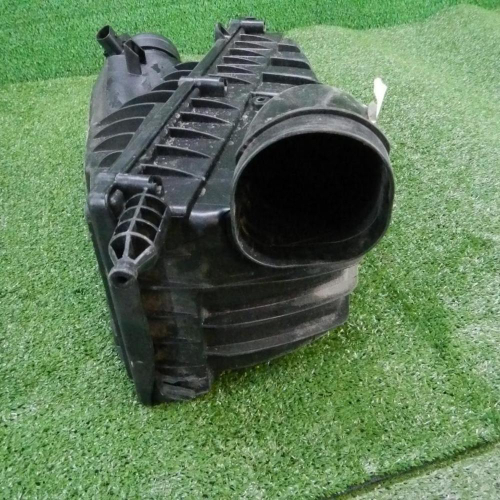 Корпус воздушного фильтра RR Vogue 4 L405 (12-22)