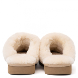 UGG Slippers Scufette Sand