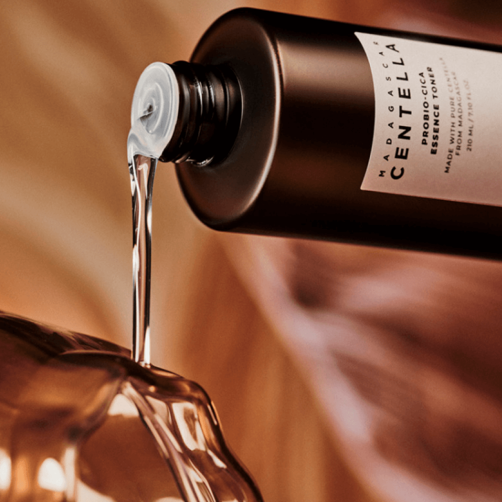 Тонер-эссенция с пробиотиками SKIN1004 Madagascar Centella Probio-Cica Essense Toner 210 мл