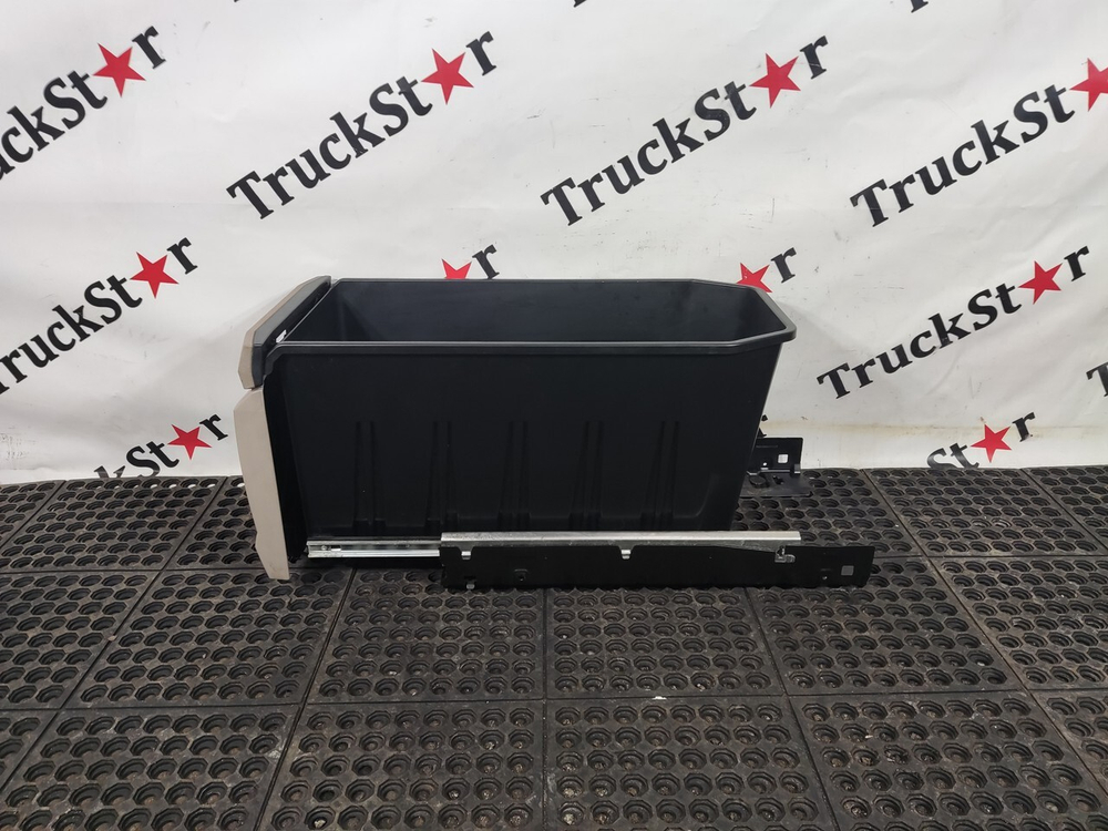 Ящик вещевой 2023