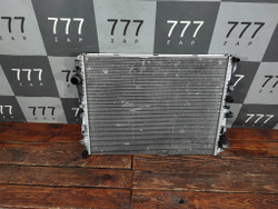 Радиатор двигателя Mercedes E-Class (W213) 16-нв Б/У Оригинал A0995007100