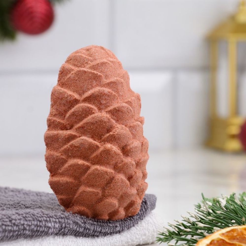 Бомбочка для ванны "Новогодняя шишка", 50 г