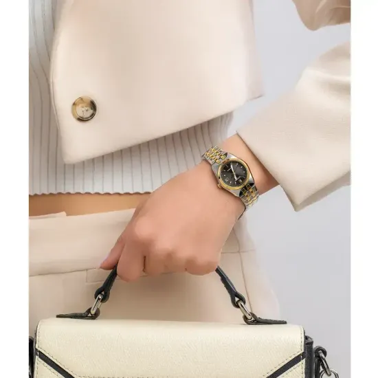 Наручные часы Citizen EW2299-50E