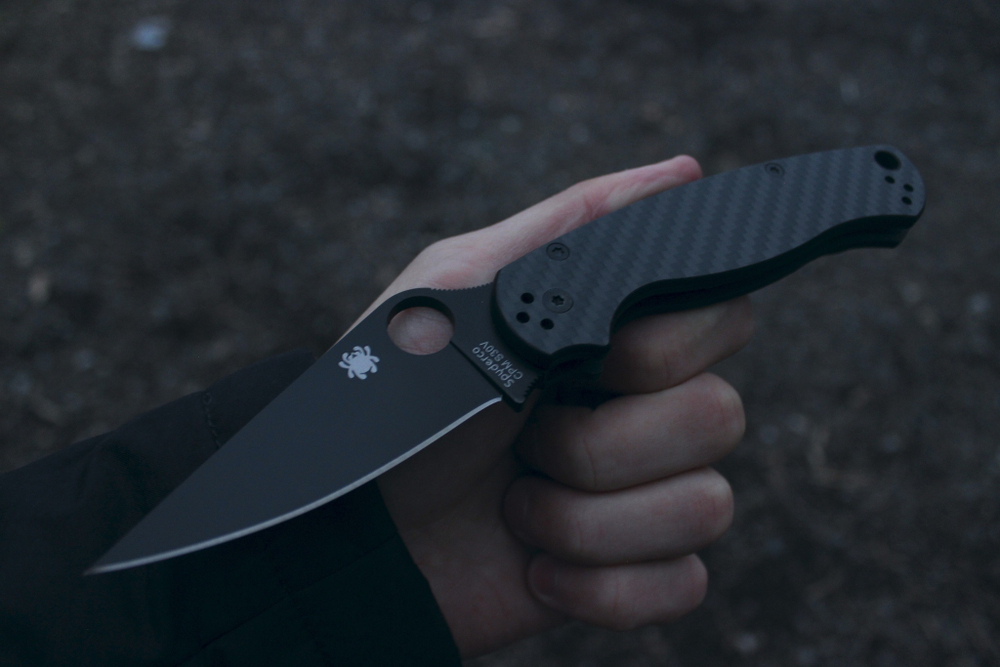 Нож Spyderco Paramilitary 2 Carbon Black C81CFBKP2