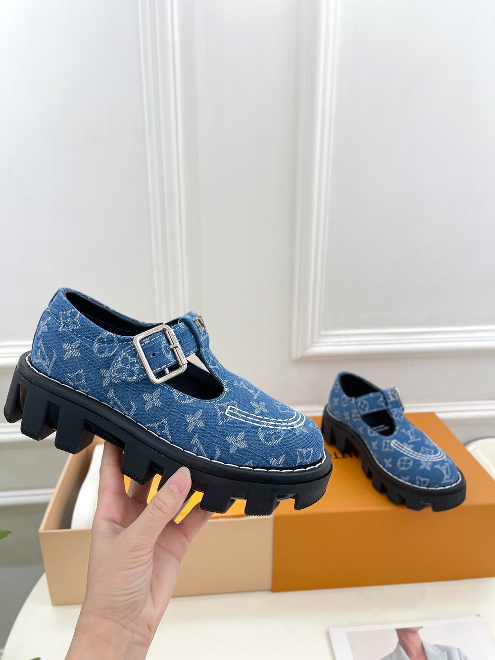 Louis Vuitton Checker Mary Jane