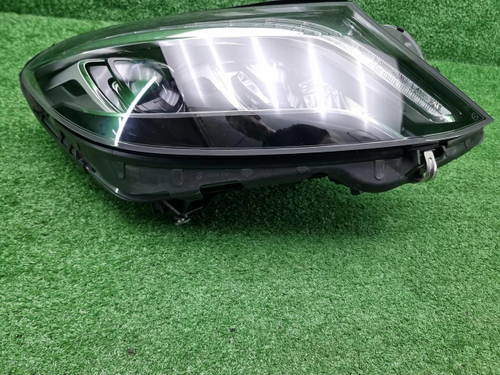 Фара правая Mercedes S W222 (2013-2017) LED