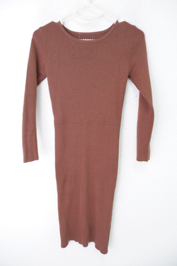 Платье базовое 42 размер