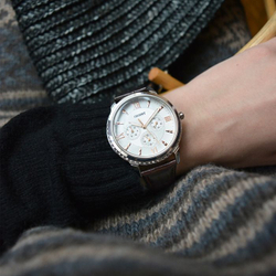 Женские японские часы Orient FSW03005W0