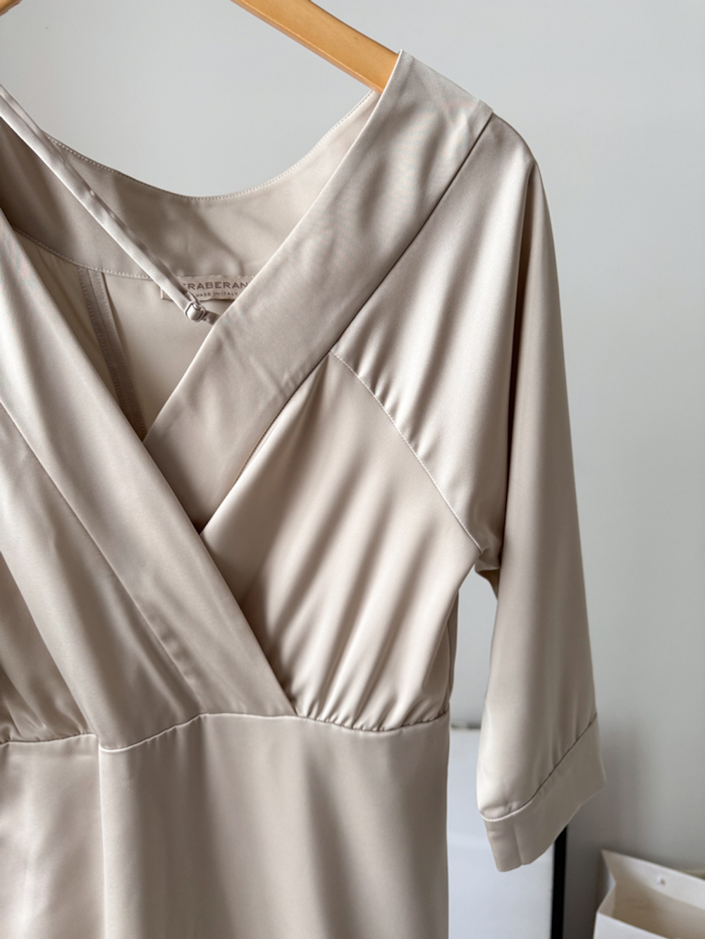 Платье Eraberani, S