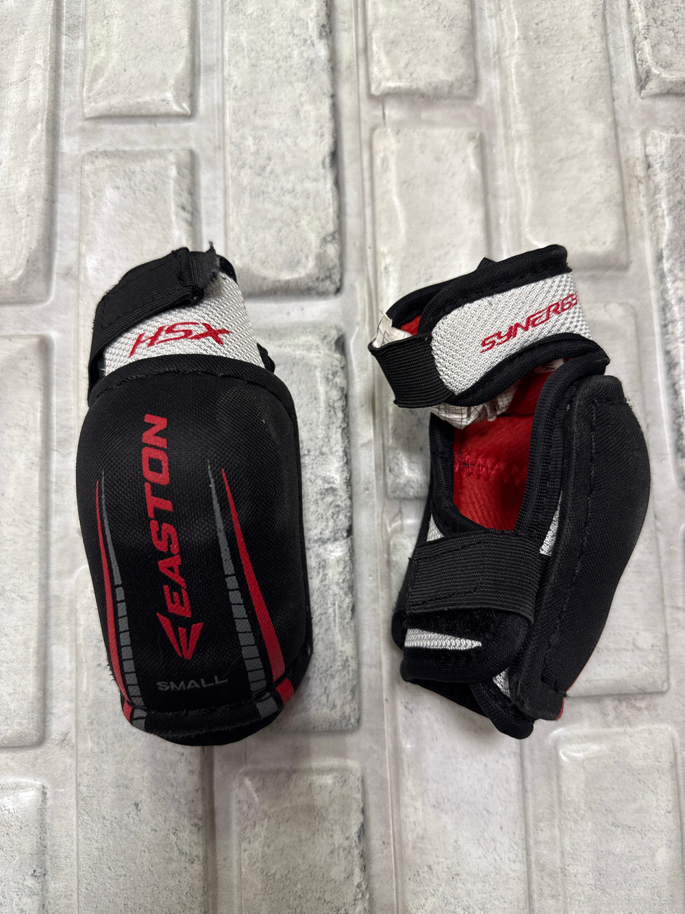 Easton stealth HSX YTH S