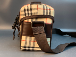 Сумка для фотоаппарата в стиле Burberry