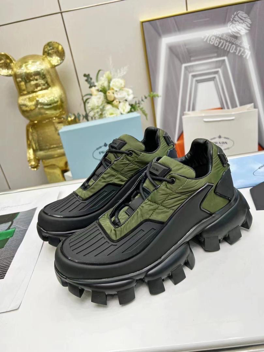 Кроссовки Prada