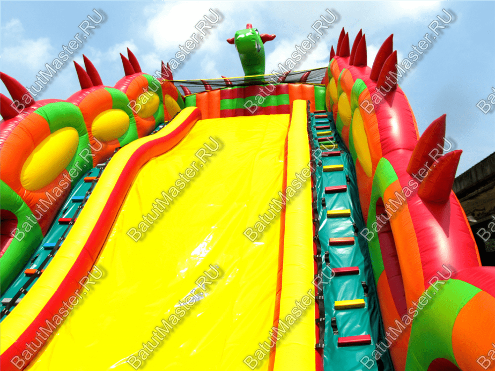 Батут-горка "Дракон 3" с шипами, два входа 10*5*8 м