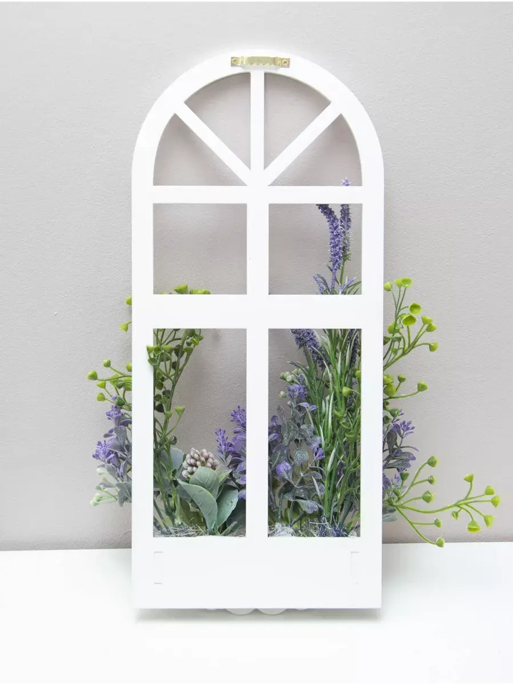 Панно на стену для интерьера "Окно с цветами"