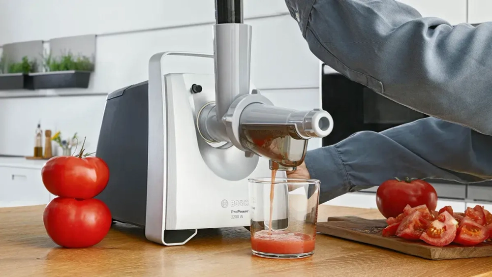 Мясорубка Bosch MFW 68660