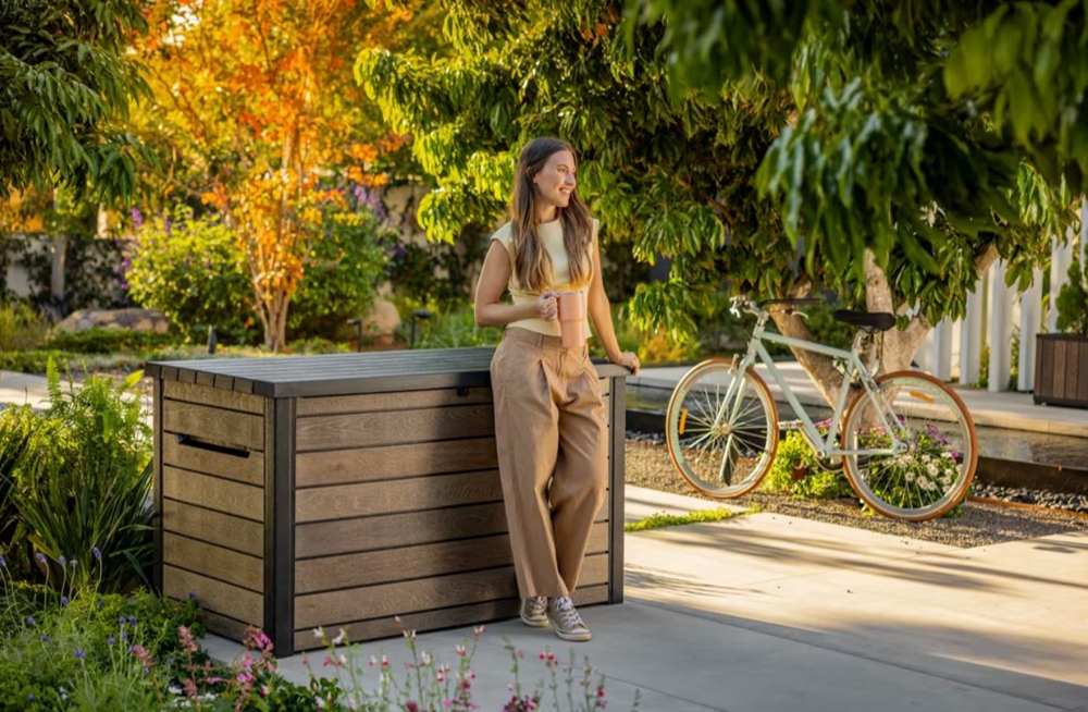 Пластиковый сундук Keter Deco deck 870 л brown