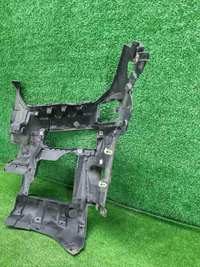 Кронштейн переднего бампера BMW X5 G05 (18-23)