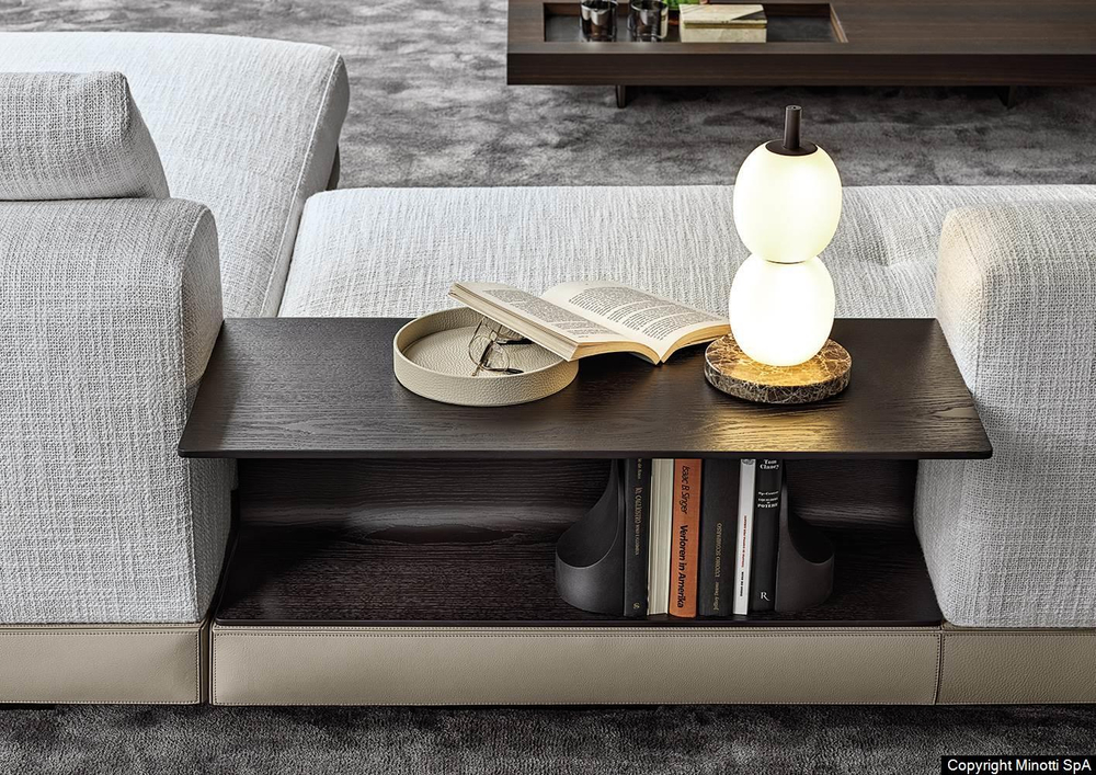 Connery sofa by Minotti Set 3