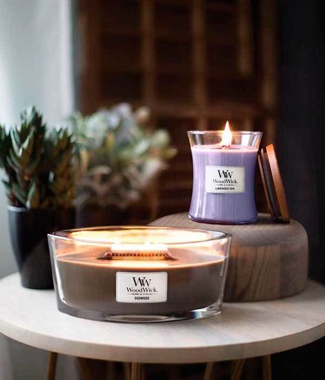 У камина, ароматическая свеча эллипс, WoodWick