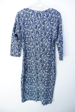 Платье с принтом 42 размер