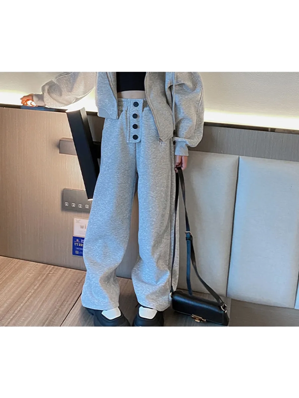 Костюм спортивный