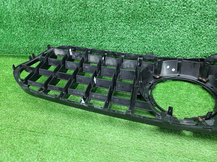 Решетка радиатора Mercedes GLE V167 (18-24) AMG