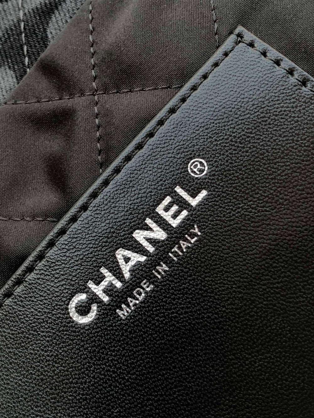 Chanel Bag 20 cm