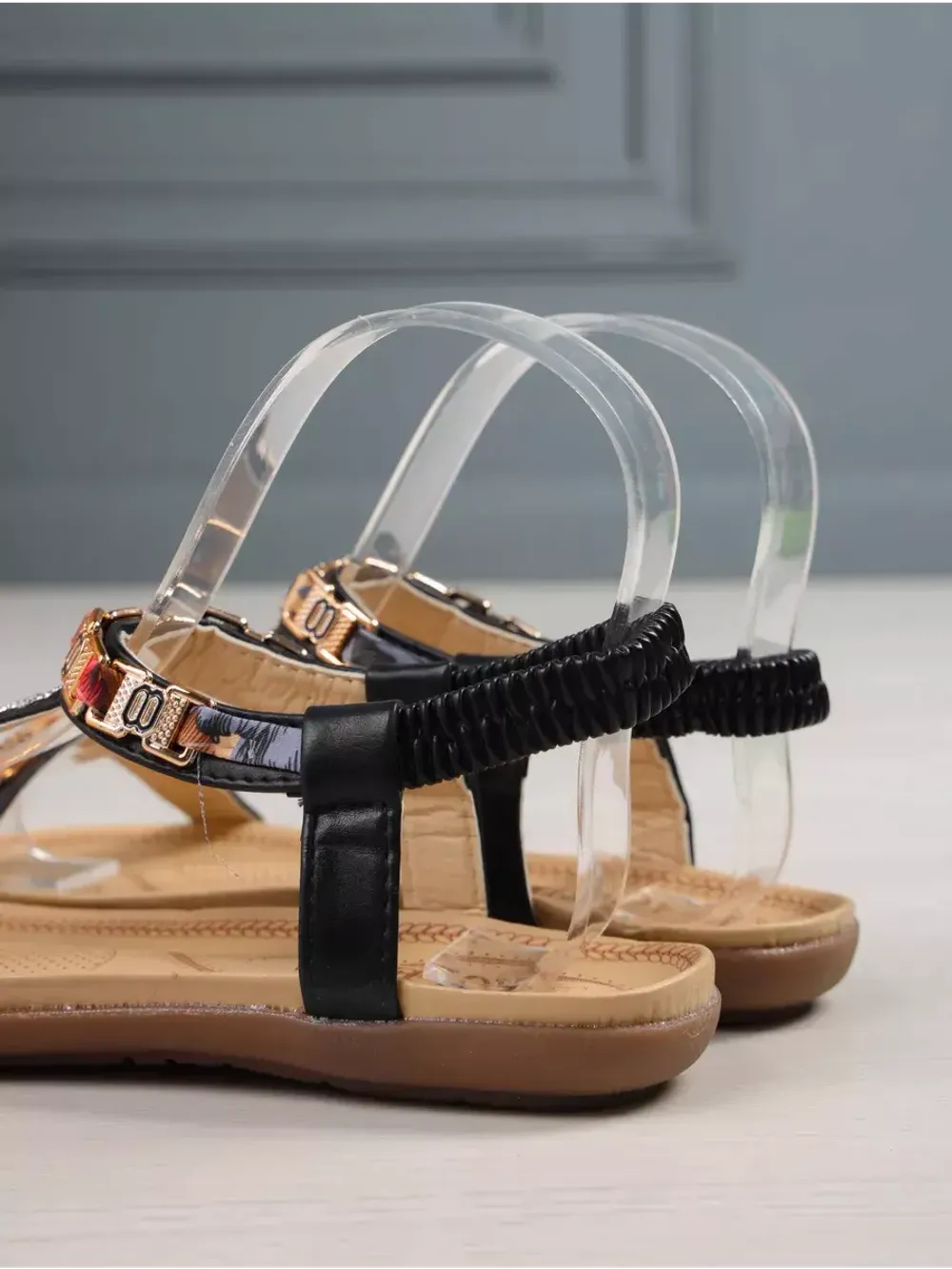 Сандалии летние