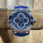Часы Corum