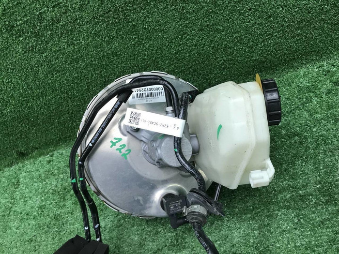 Вакуумный усилитель LR Discovery Sport (2019-н.в.)