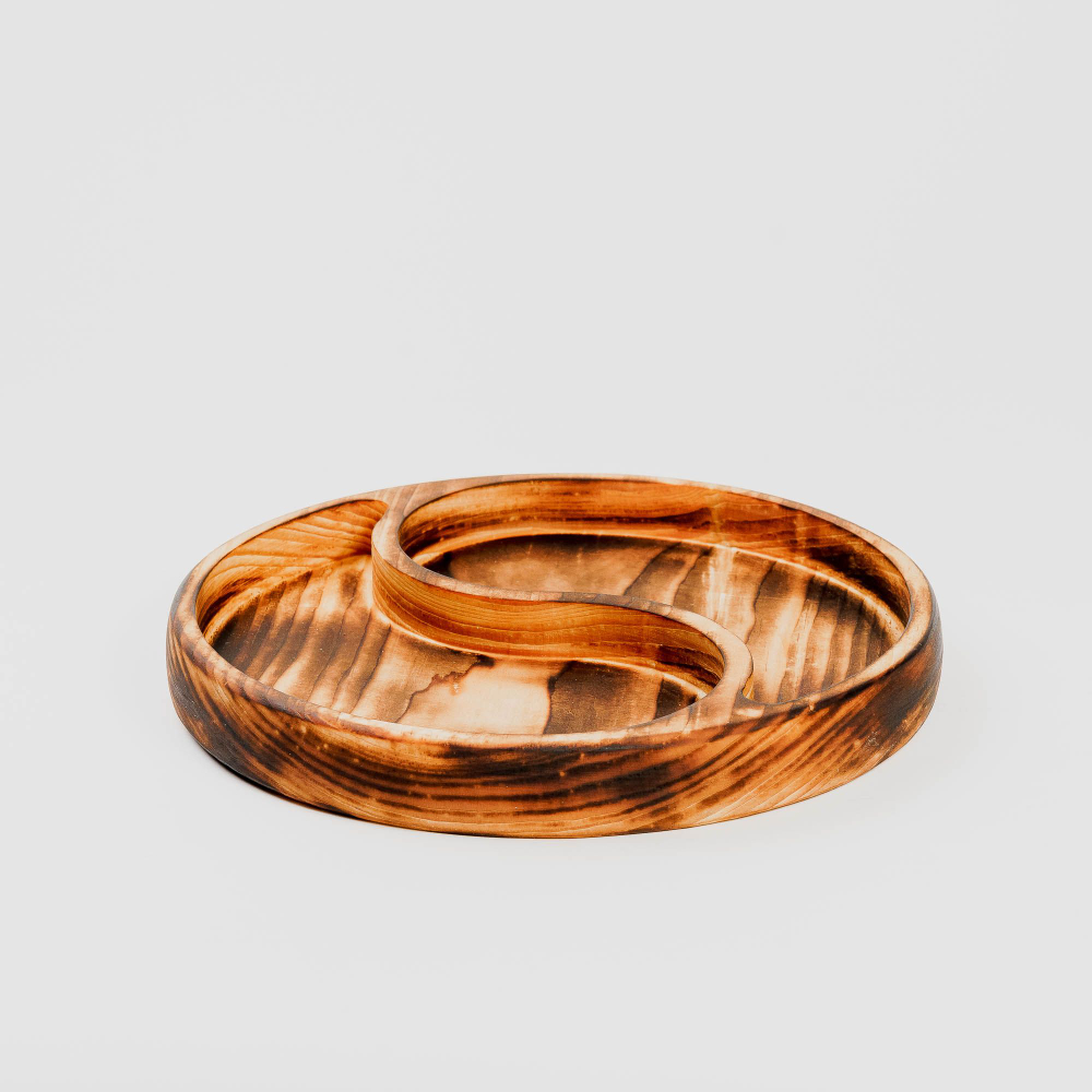 Деревянная менажница "Инь-Янь" из кедра