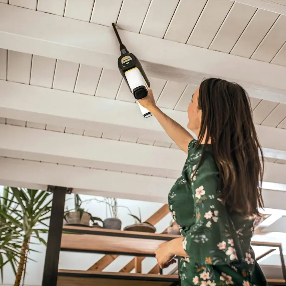 Karcher VC 6 Cordless Premium ourFamily вертикальный аккумуляторный пылесос 1.198-680.0