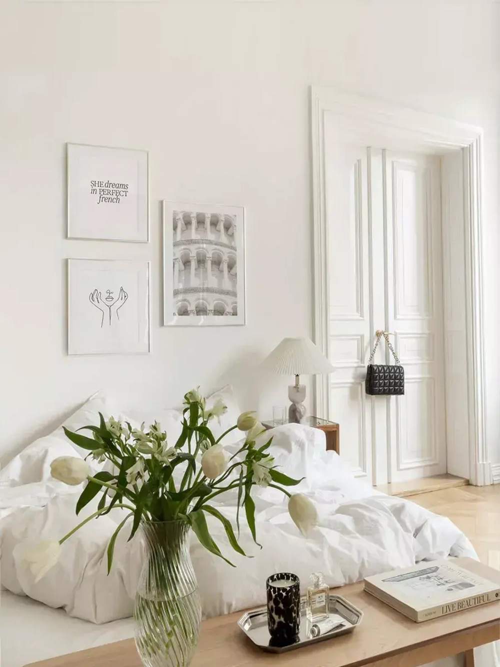 Металлическая фоторамка 50х50 см