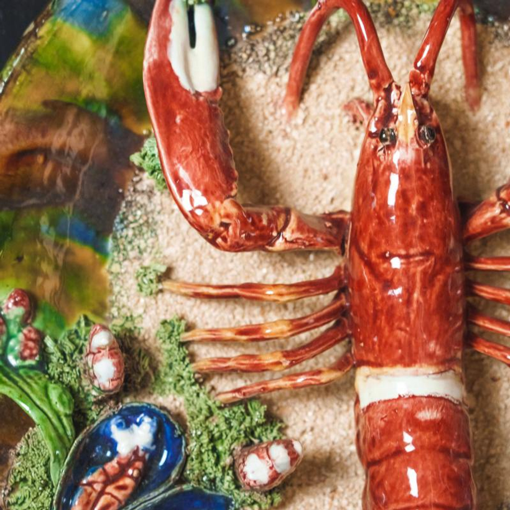 Декоративная тарелка «Омар на песке»