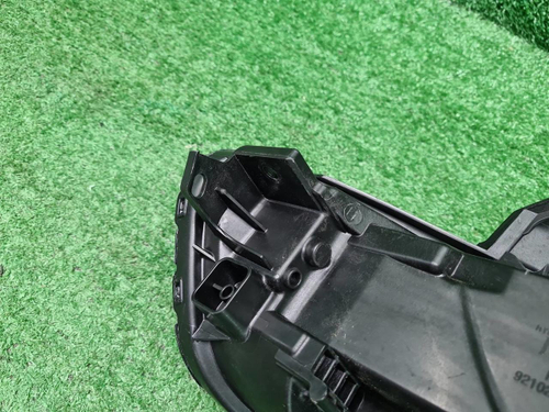 Фара правая Kia K5 (2019-2023) LED