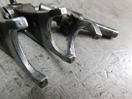 вилки кпп KTM 200 DUKE 3-906