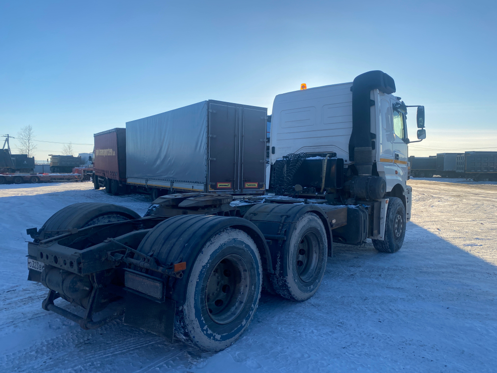 КамАЗ 65206 6x4 Седельный тягач 65206-005-87(S5) (Дизельный, 12,0 л, 401 л.с., МТ)