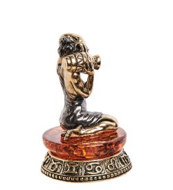 Народные промыслы AM-2732 Фигурка «Знак зодиака-Водолей» (латунь, янтарь)