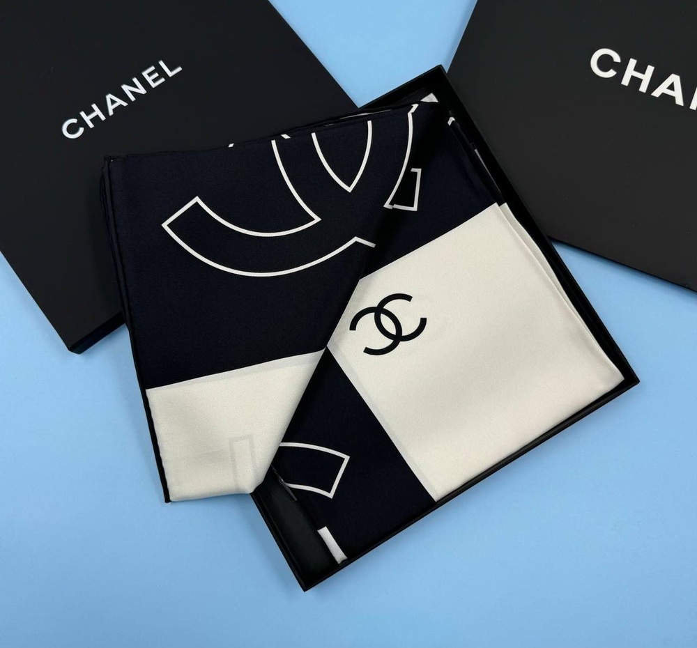 Платок CHANEL