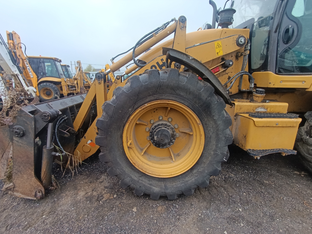 SHANMON 388 Экскаватор-погрузчик 388H (Дизельный, 4,8 л, 102 л.с., АТ)