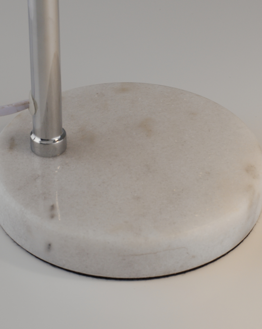 Лампа настольная Moderli V11339-1T Arco