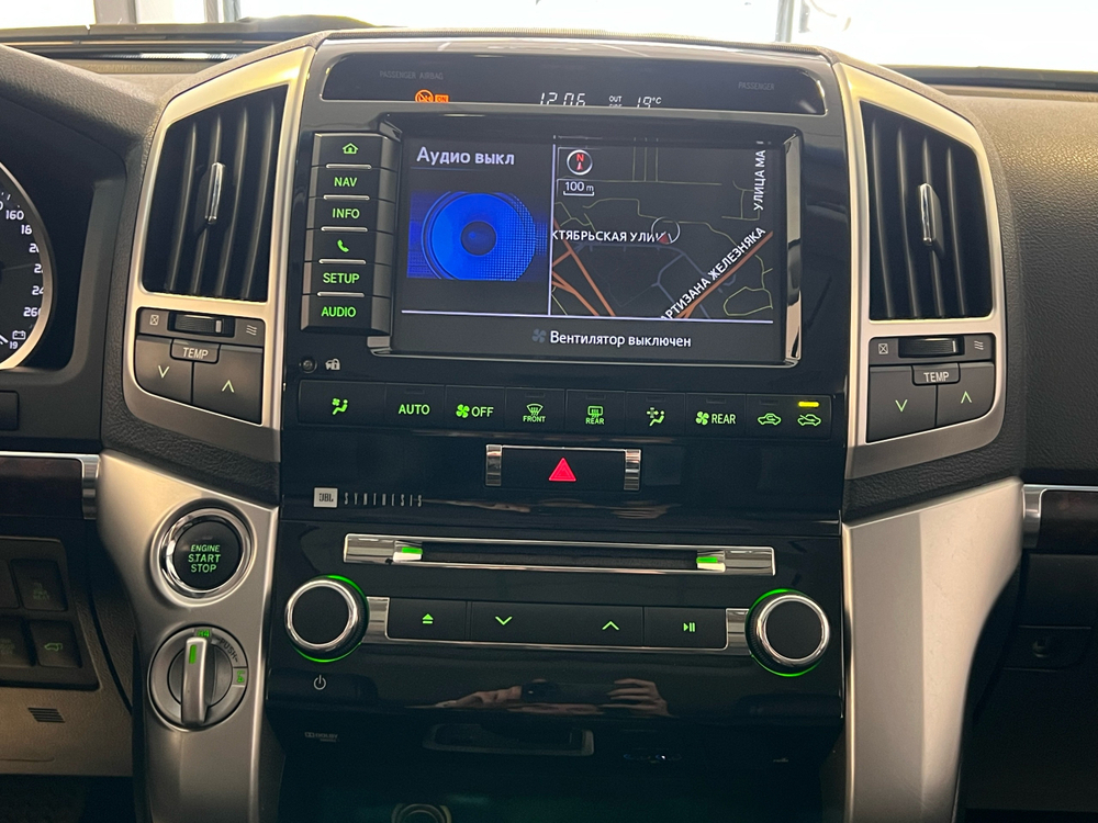 Toyota Land Cruiser, 2014 год